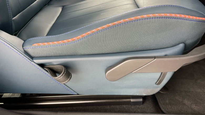 MINI Aceman 160kW SE Classic 54kWh 5dr Auto Electric Hatchback